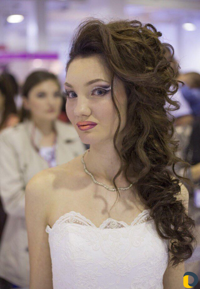 Визажист,бровист