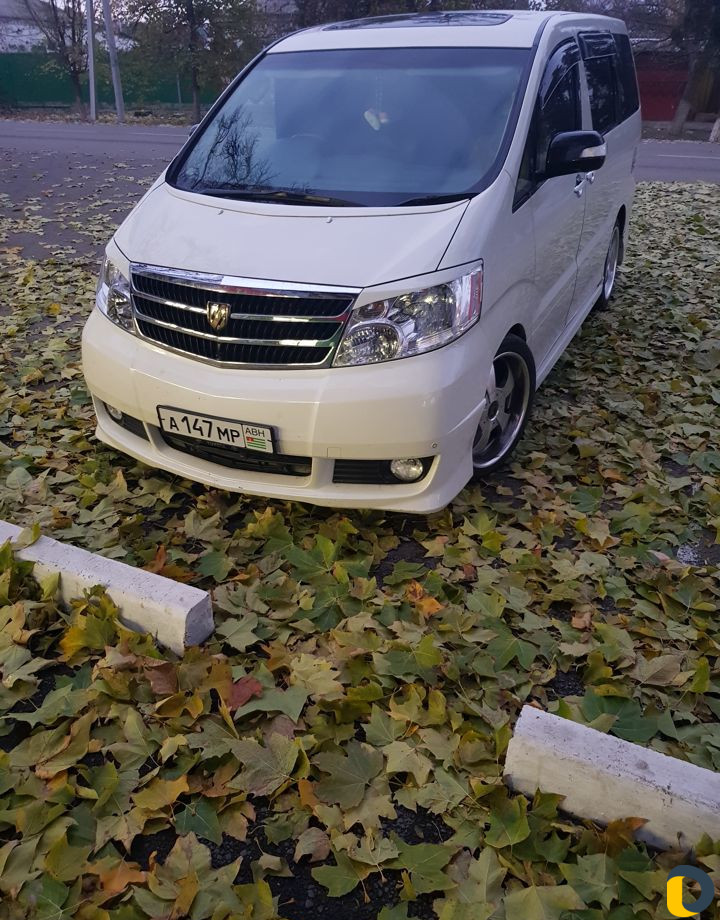 Водитель на своём автомобиле