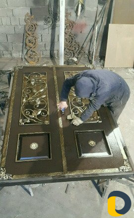 Ворота бронь двери