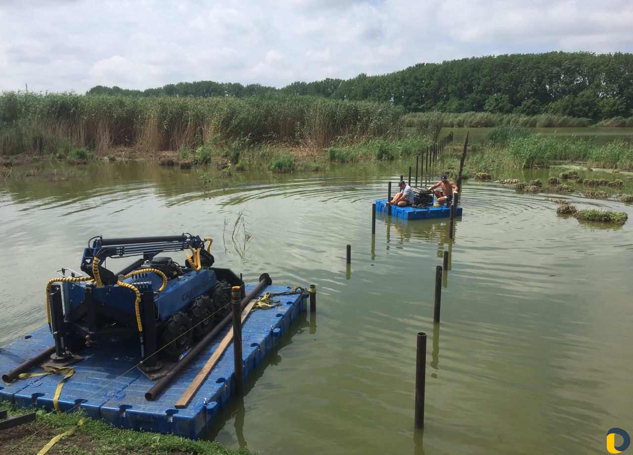 Возводим пирсы, причалы