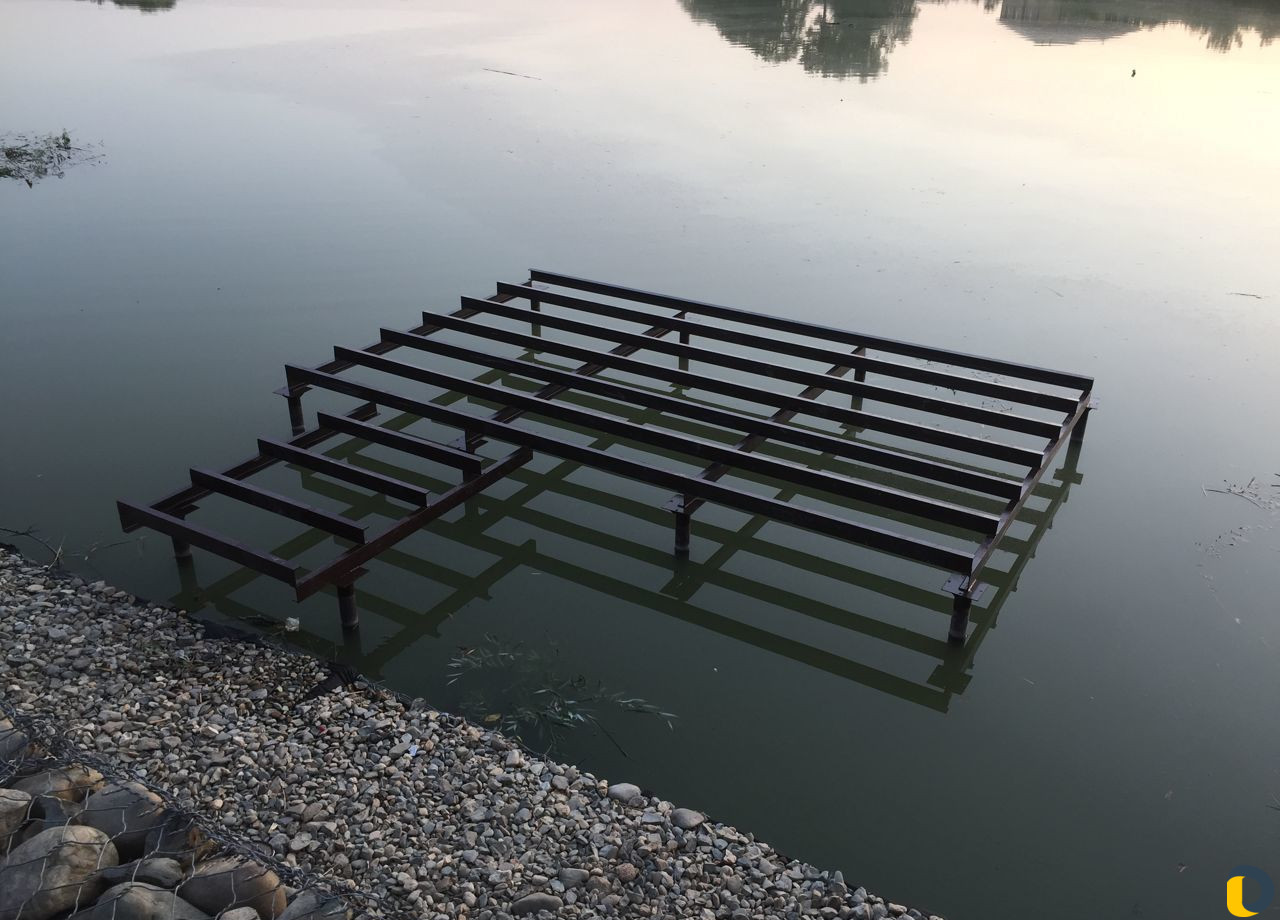 Возводим пирсы, причалы