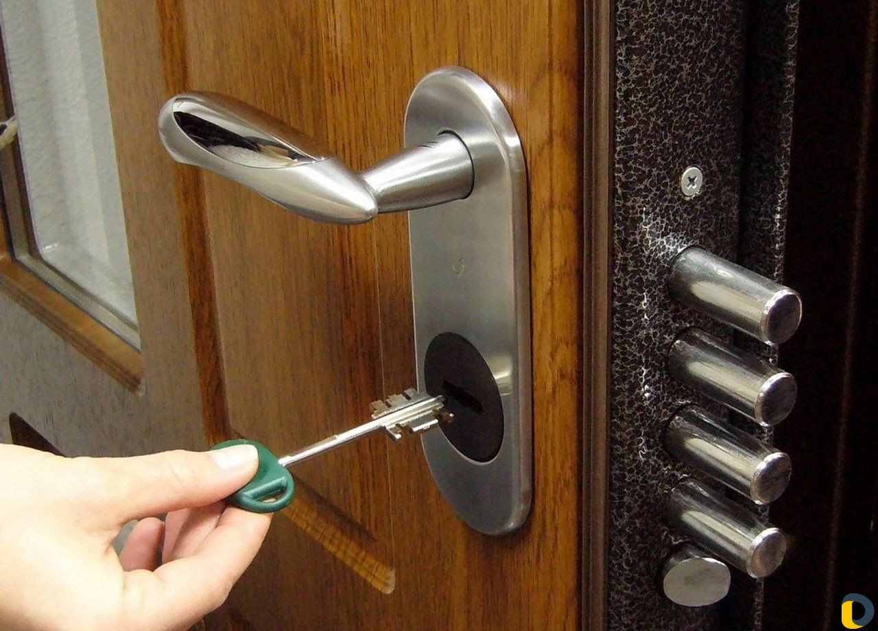 Вскрытие замков в сочи Авто Сейф Квартиры