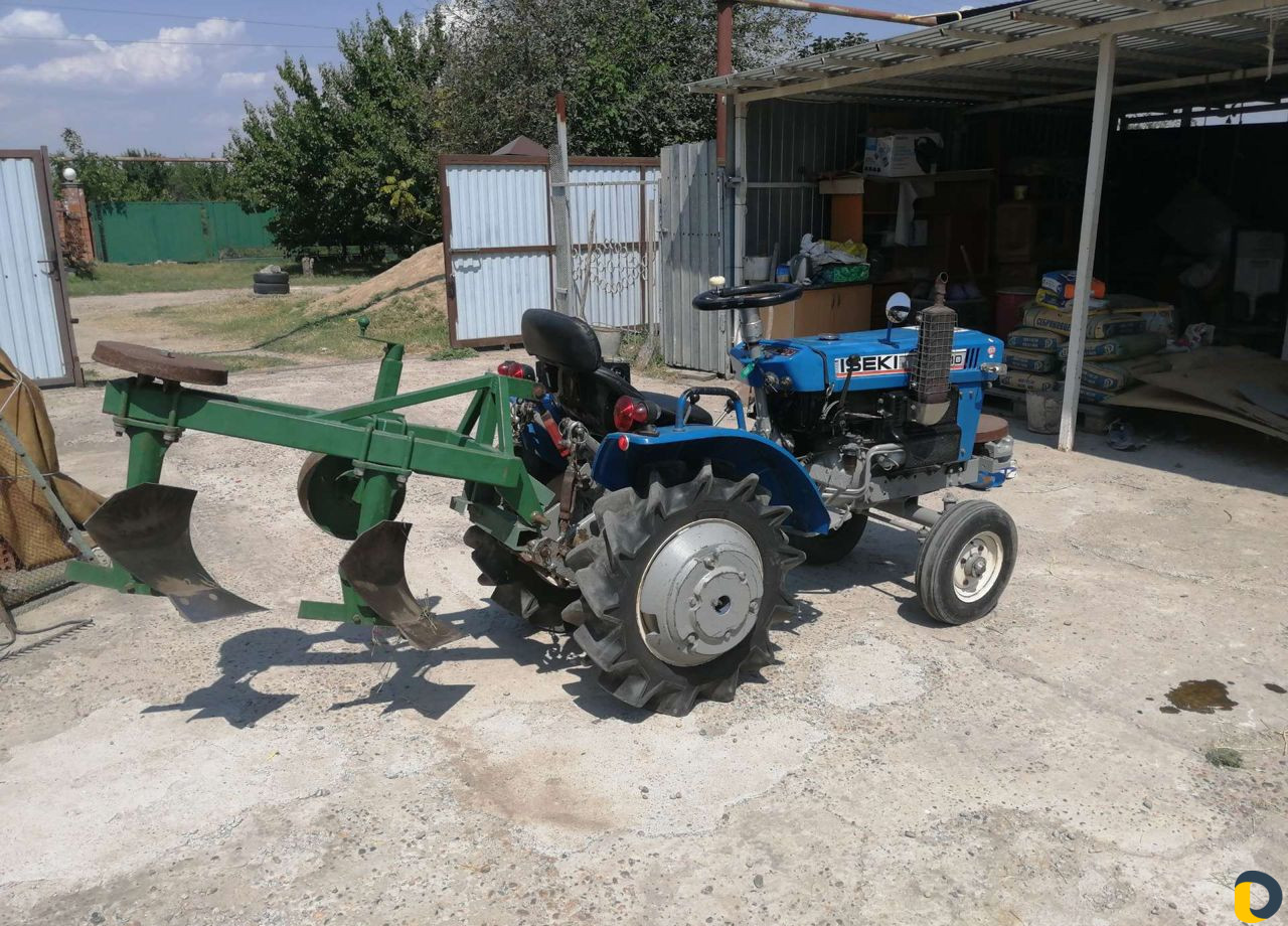 Вспашка земли минитрактором