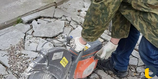 Выполняем ремонты дворов