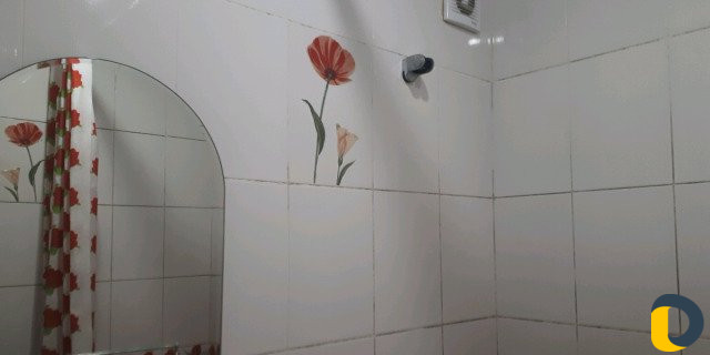 Выполняю работы по укладке кафеля,по установке сан