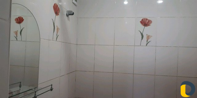 Выполняю работы по укладке кафеля,по установке сан