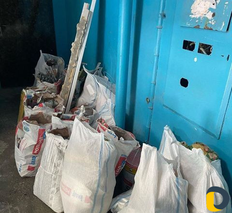 Вывоз мусора. Грузчики. Подъем грузов