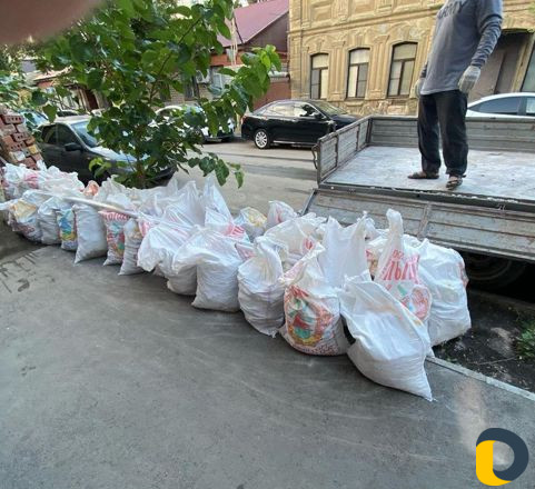 Вывоз мусора. Грузчики. Подъем грузов