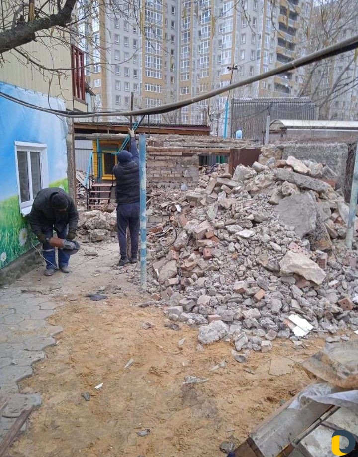 Вывоз строительного мусора - Грузчики. Демонтаж