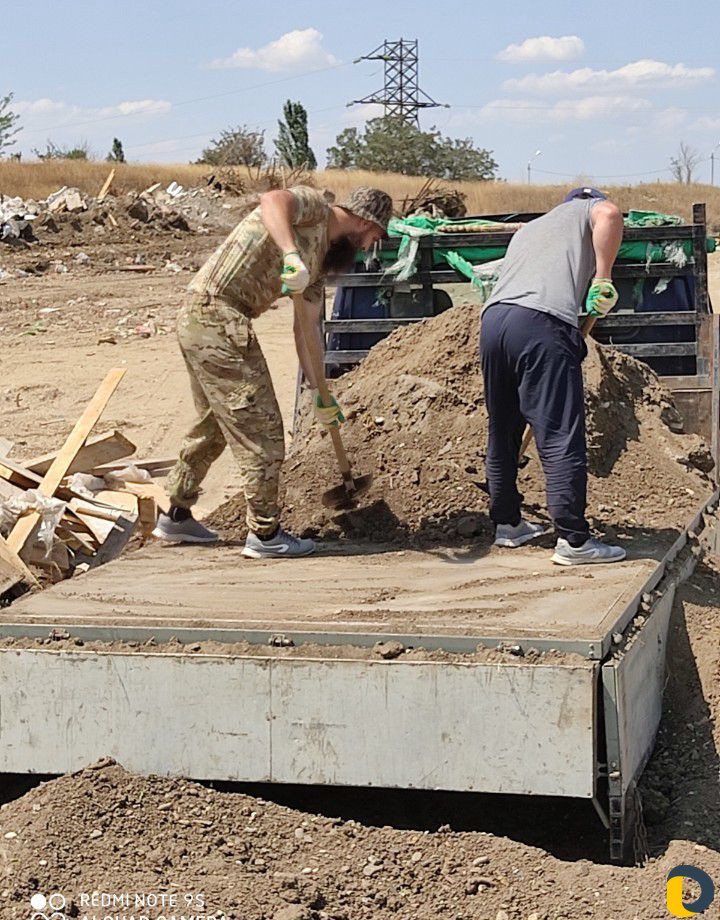 Вывоз строительного мусора,грузчики