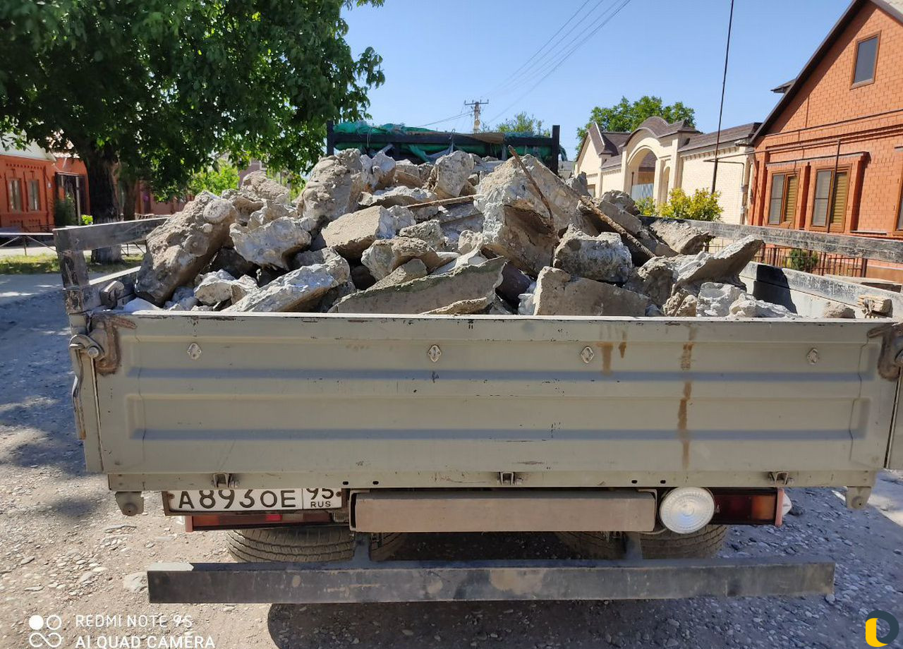 Вывоз строительного мусора,грузчики