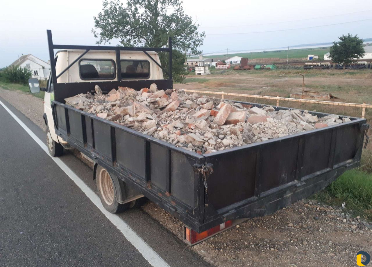 Вывоз строительного мусора с грузчиками