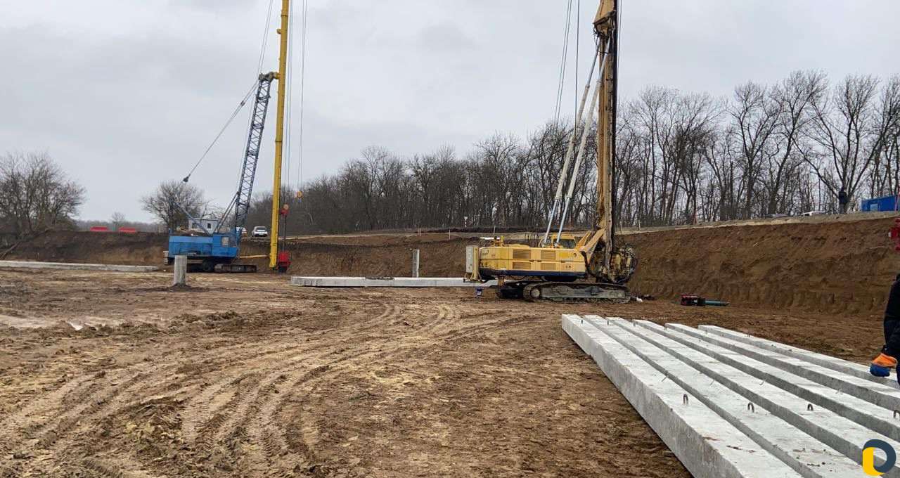 Забивка свай, Свайные работы, Сваебой