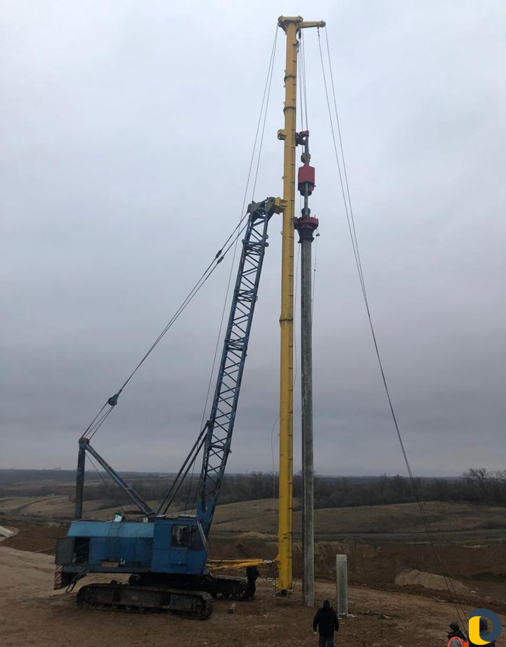 Забивка свай, Свайные работы, Сваебой