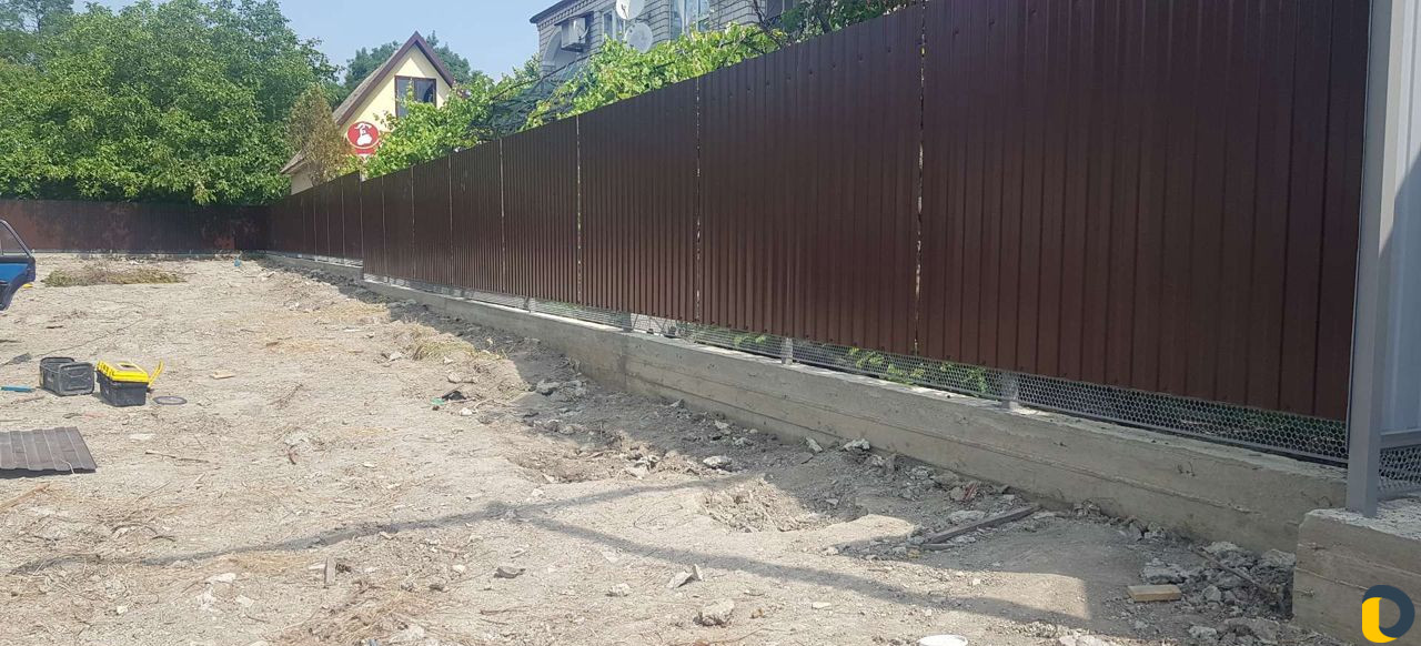 Заборы из профнастила под ключ