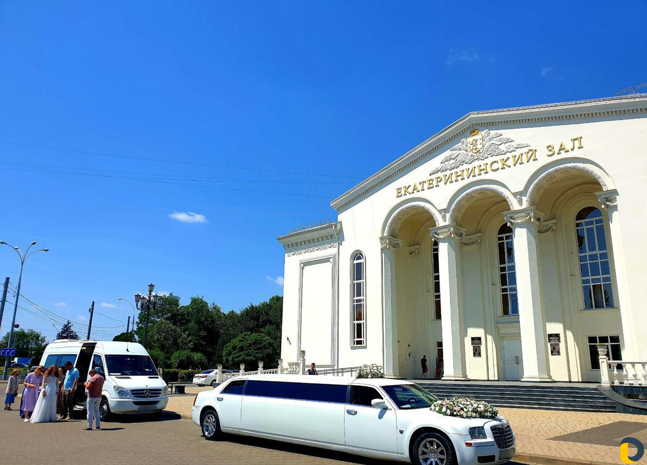 Заказ автобуса микроавтобуса аренда авто +прицеп