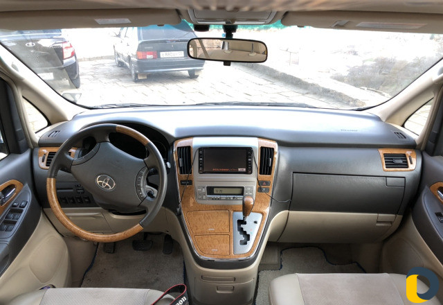 Заказ микроавтобуса Mercedes Sprinter Toyota Alpha
