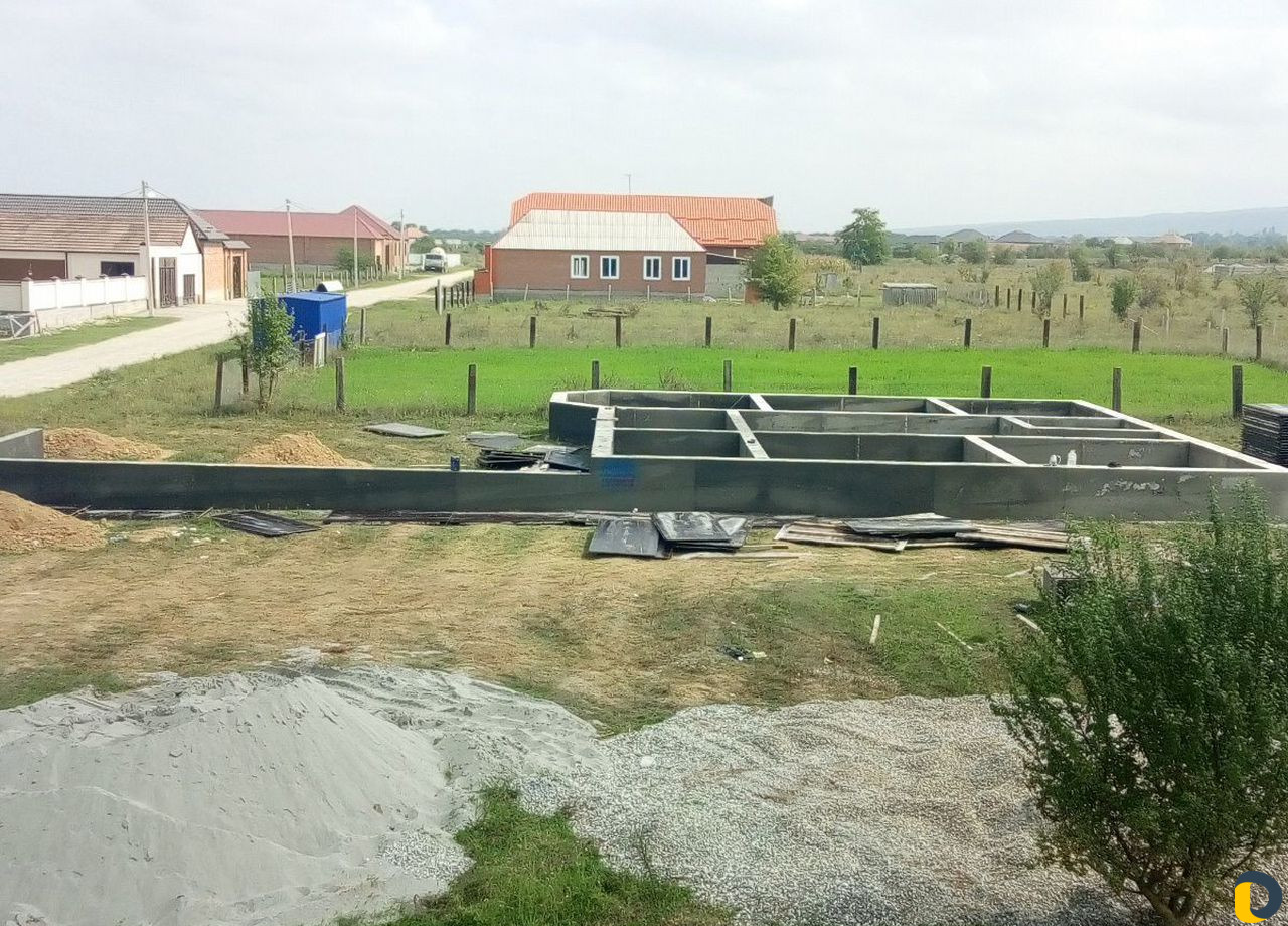 Залеваем фундамент(бетон) со своими апалубками
