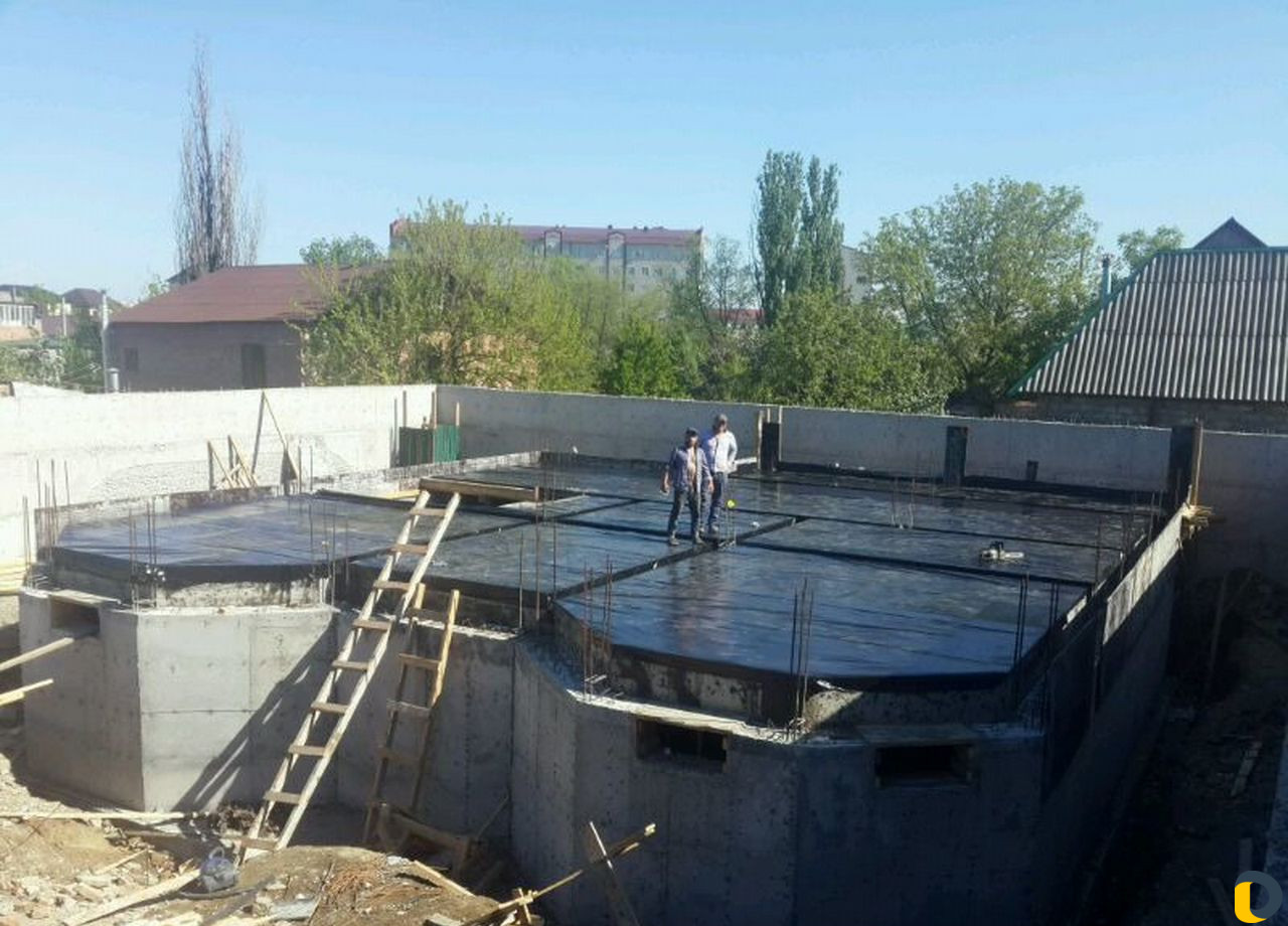 Заливаем фундамент, и монолит