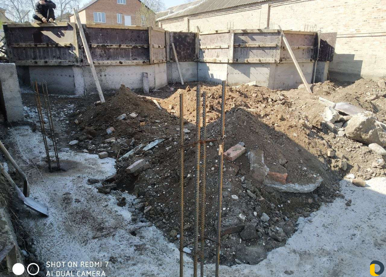 Заливаем фундамент со своими опалубками