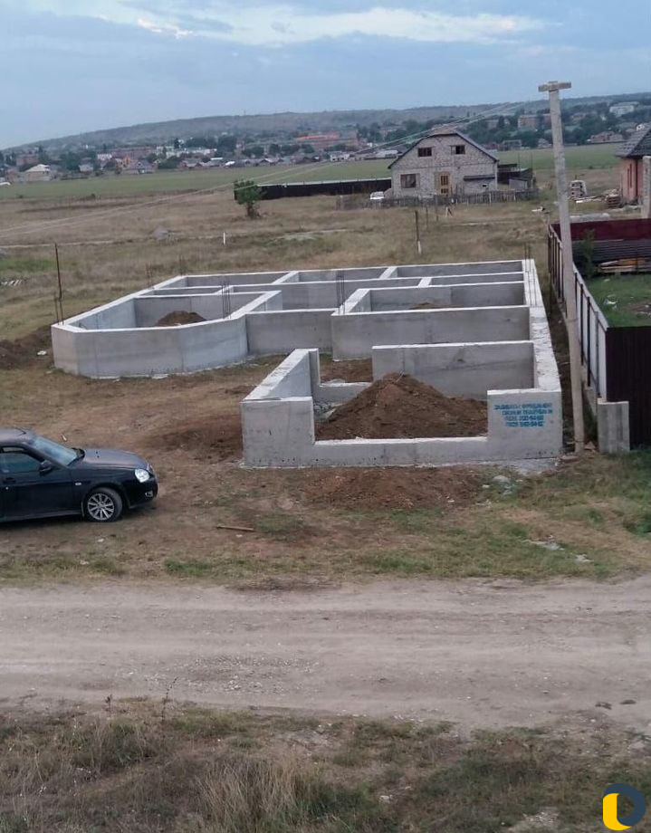 Заливаем фундамент со своими опалубками