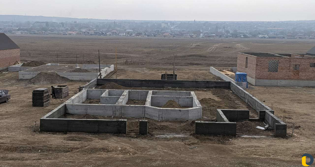 Заливаем фундамент своим палубами