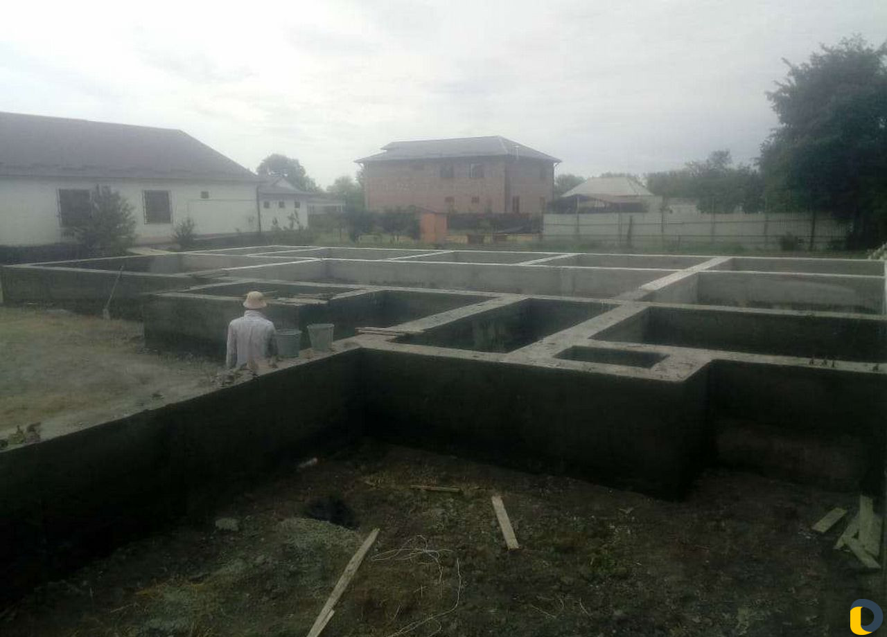 Заливаем фундамент своим палубами
