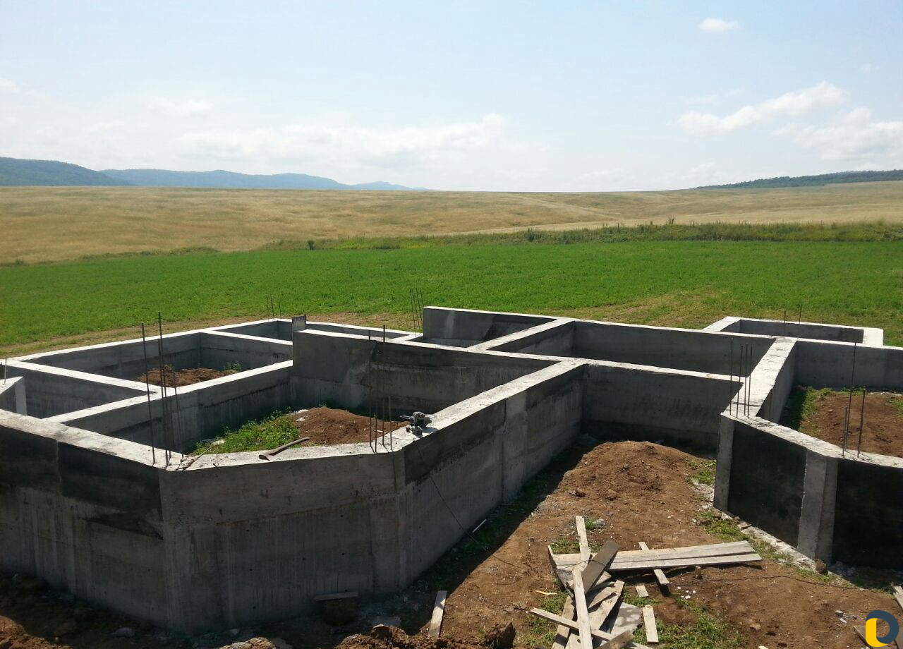 Заливаем фундамент