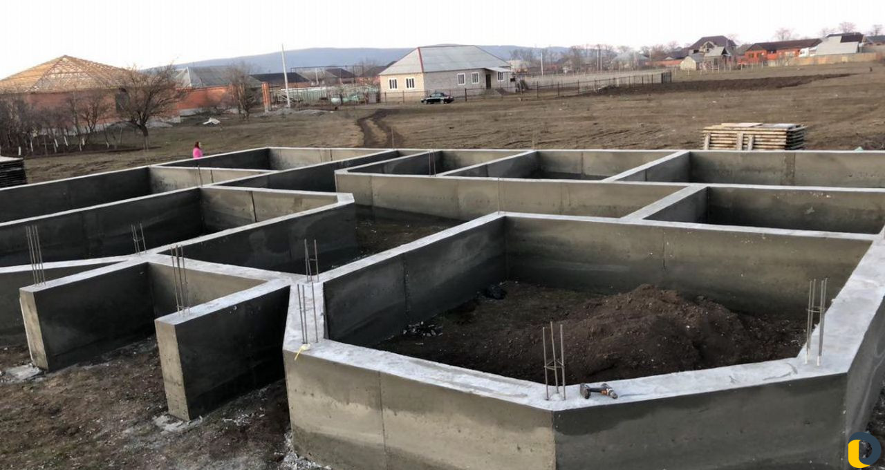 Заливаем фундамент