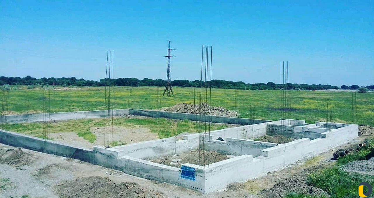 Заливаем фундаменты монолиты со своими опалубками