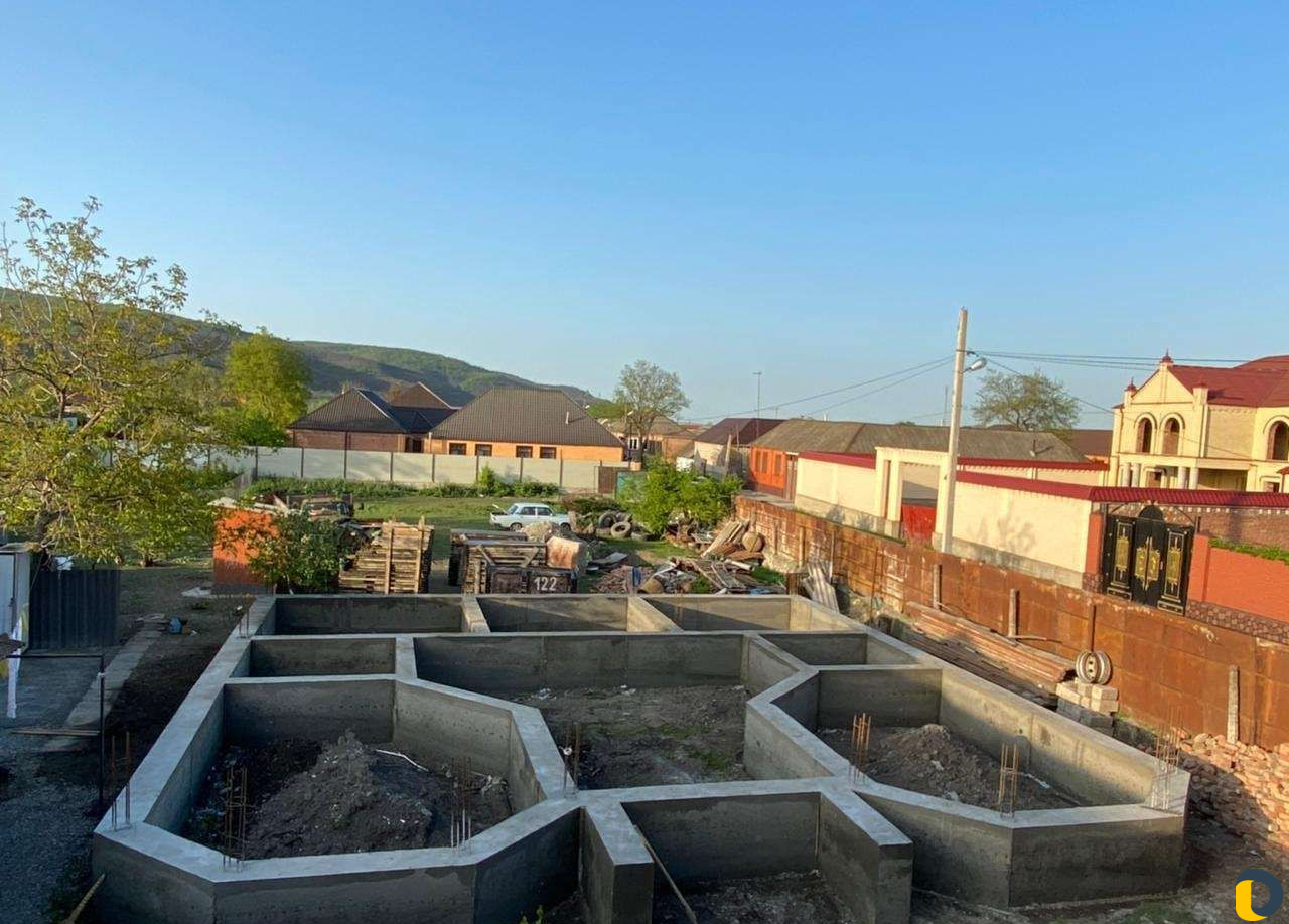 Заливаем фундаменты