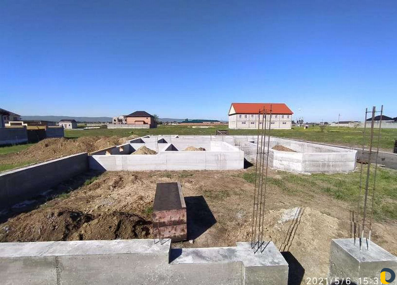 Заливаем фундаменты