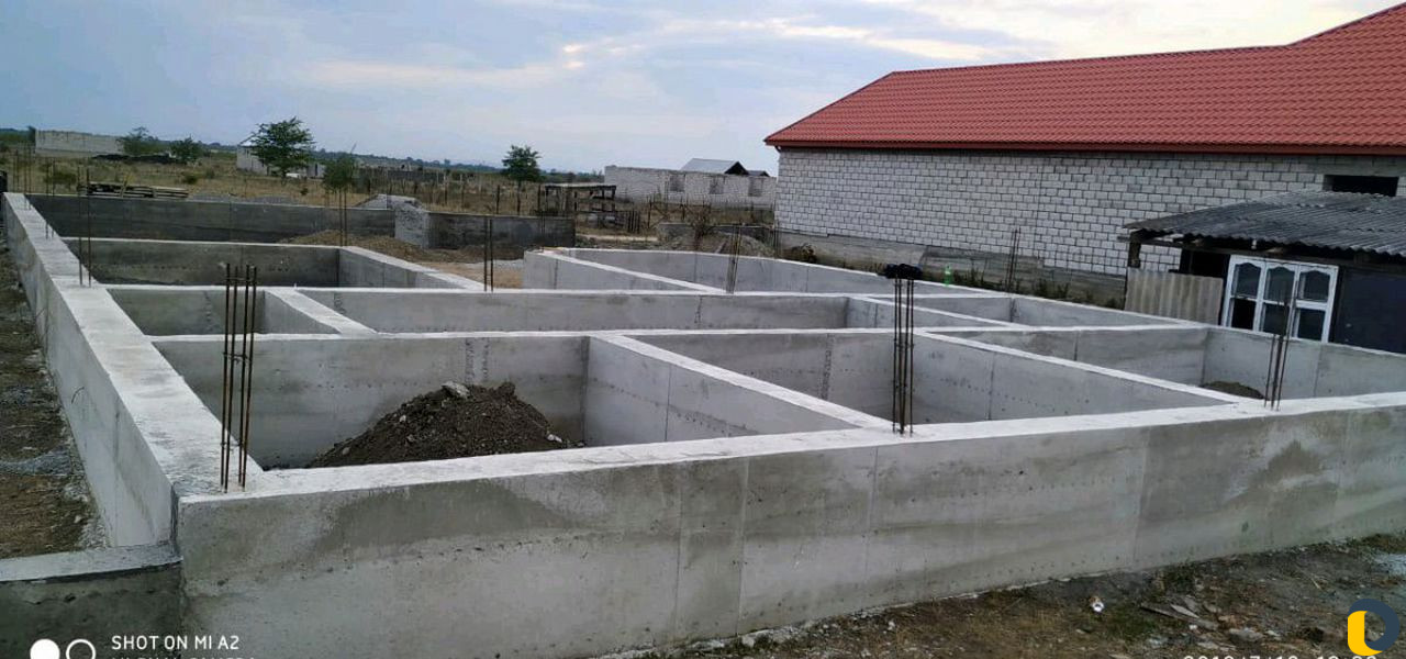 Заливаем фундаменты