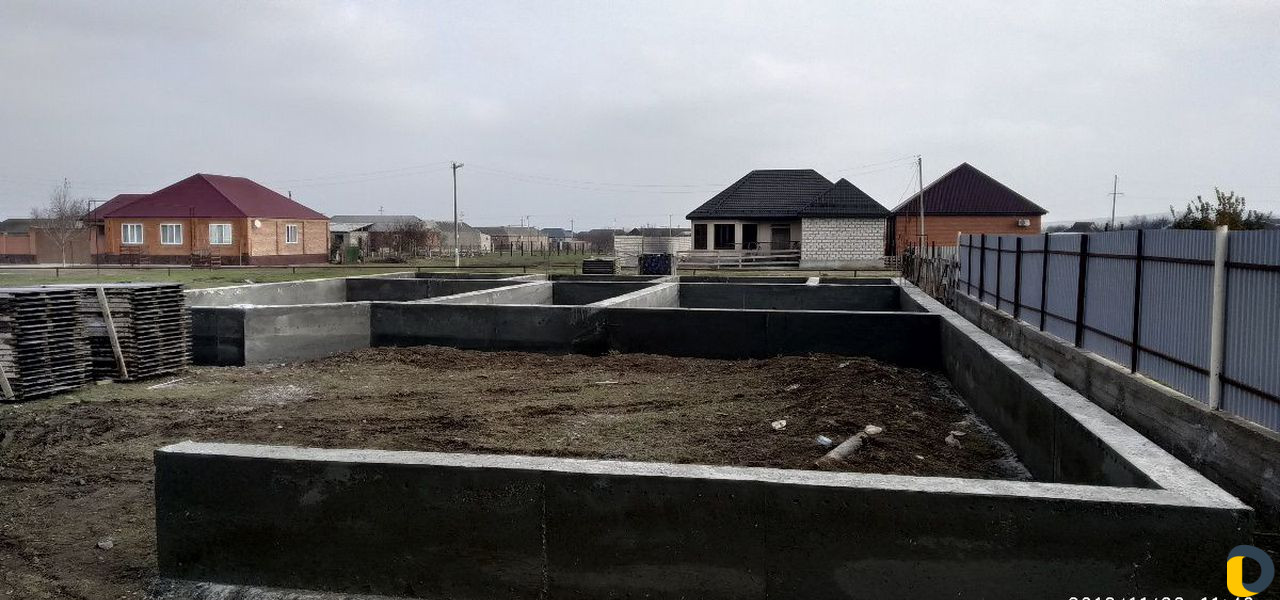 Заливаем фундаменты