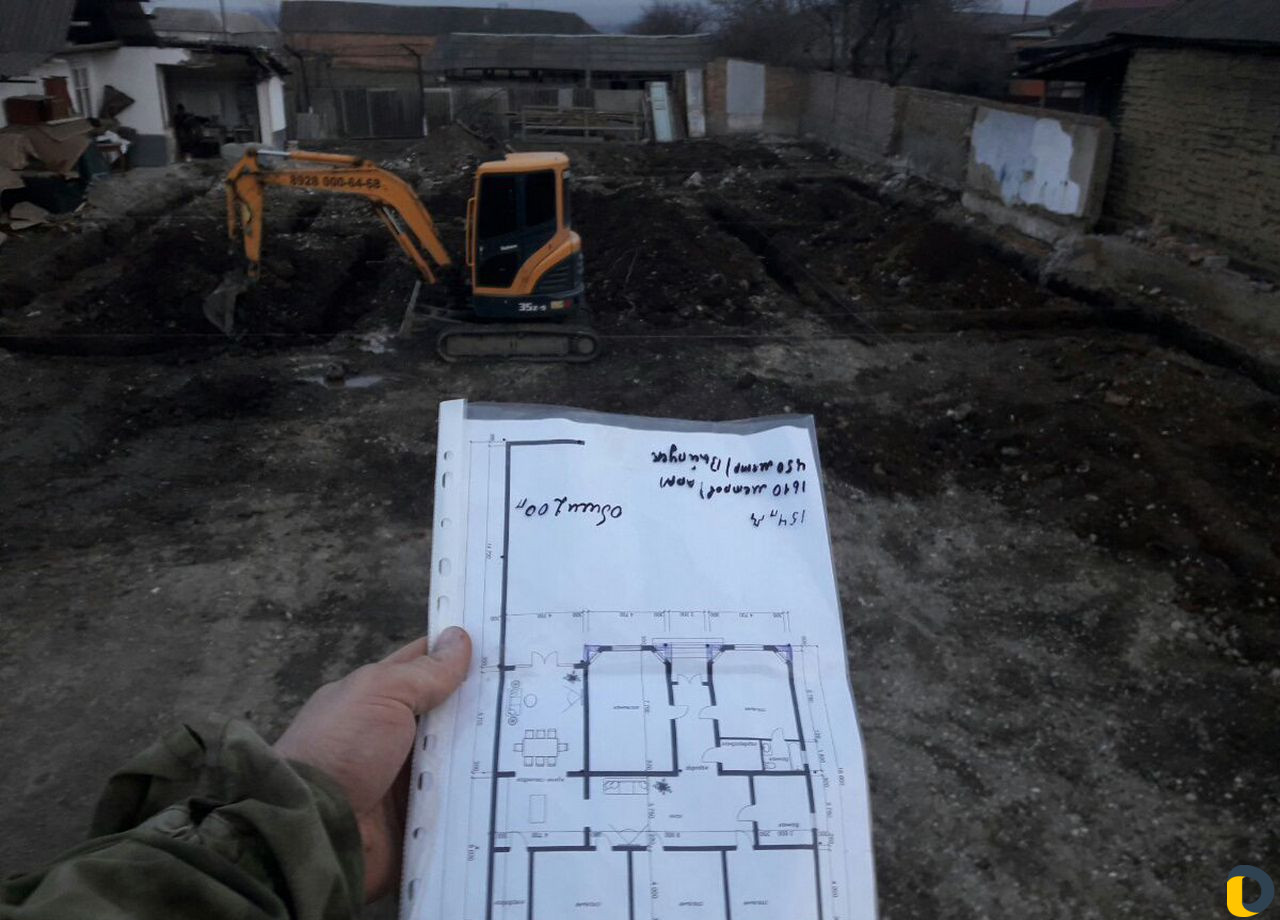 Заливаем фундаменты