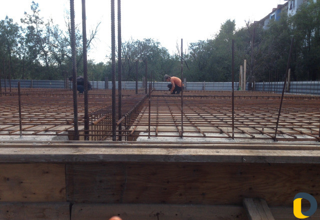 Заливка бетона, монолитные работы, кладка, кровель