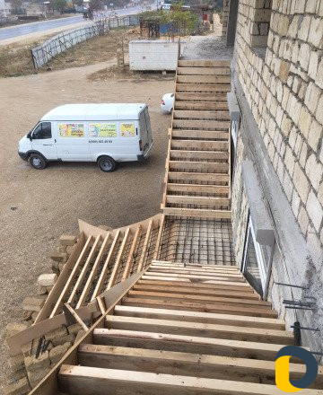 Заливка ж/б лестниц