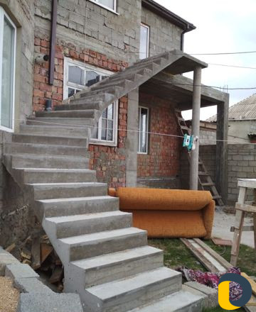 Заливка железобетонных лестниц любой сложности