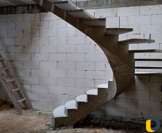 Заливка железобетонных лестниц
