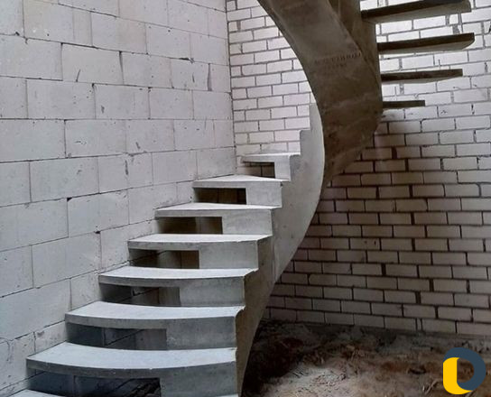 Заливка железобетонных лестниц