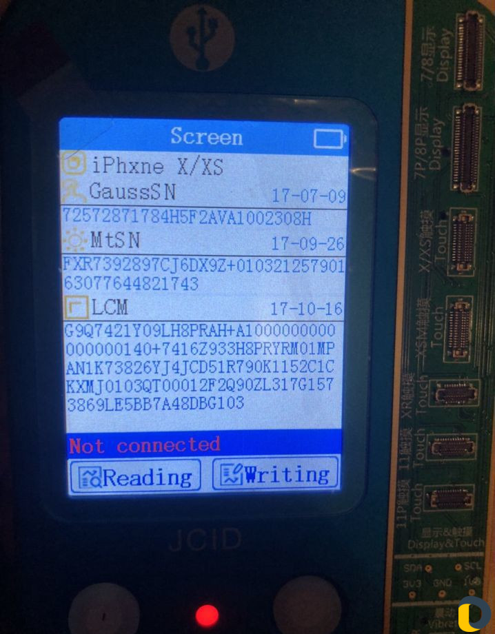 Замена дисплеев iPhone