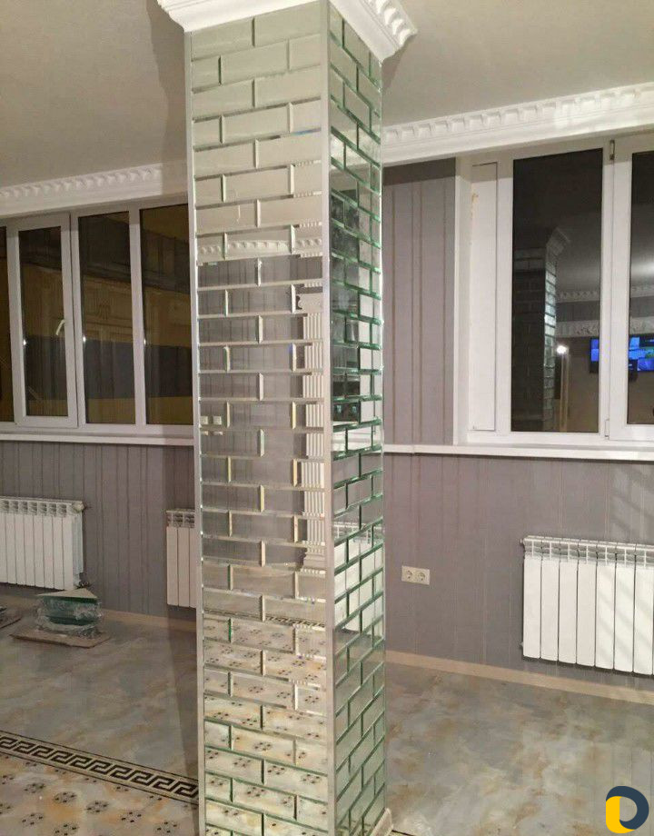 Зеркальное оформление стен. Резка стекла и зеркал