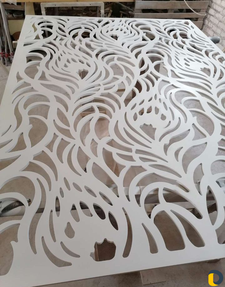 Зонирование комнаты Ажурные резные перегородки рез