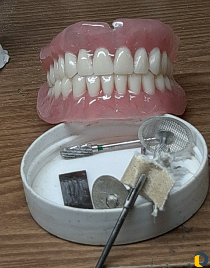 Зубной техник -литейщик