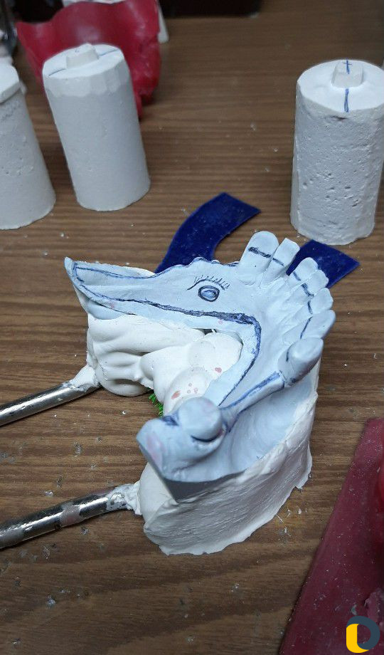 Зубной техник -литейщик