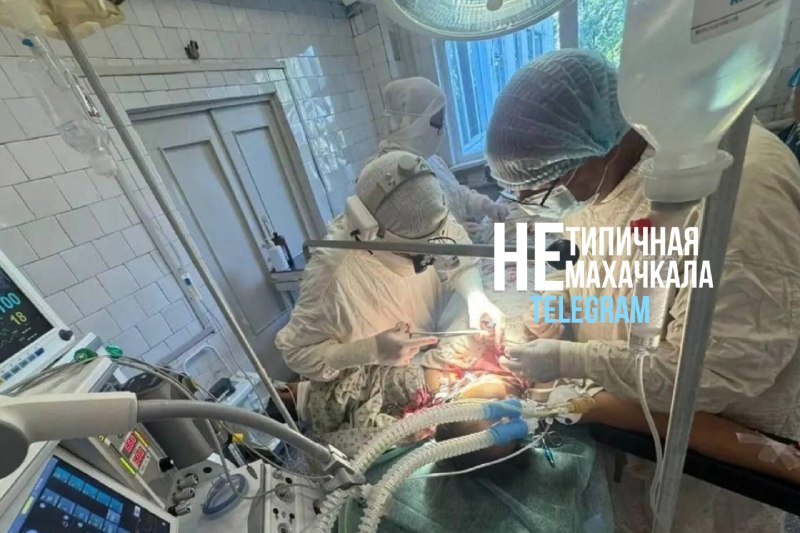 Спасение дагестанки в Запорожской области. Мать шестерых детей, уроженка Дагестана, в Запорожской области получила ранение в шею осколком от БПЛА.Хиру